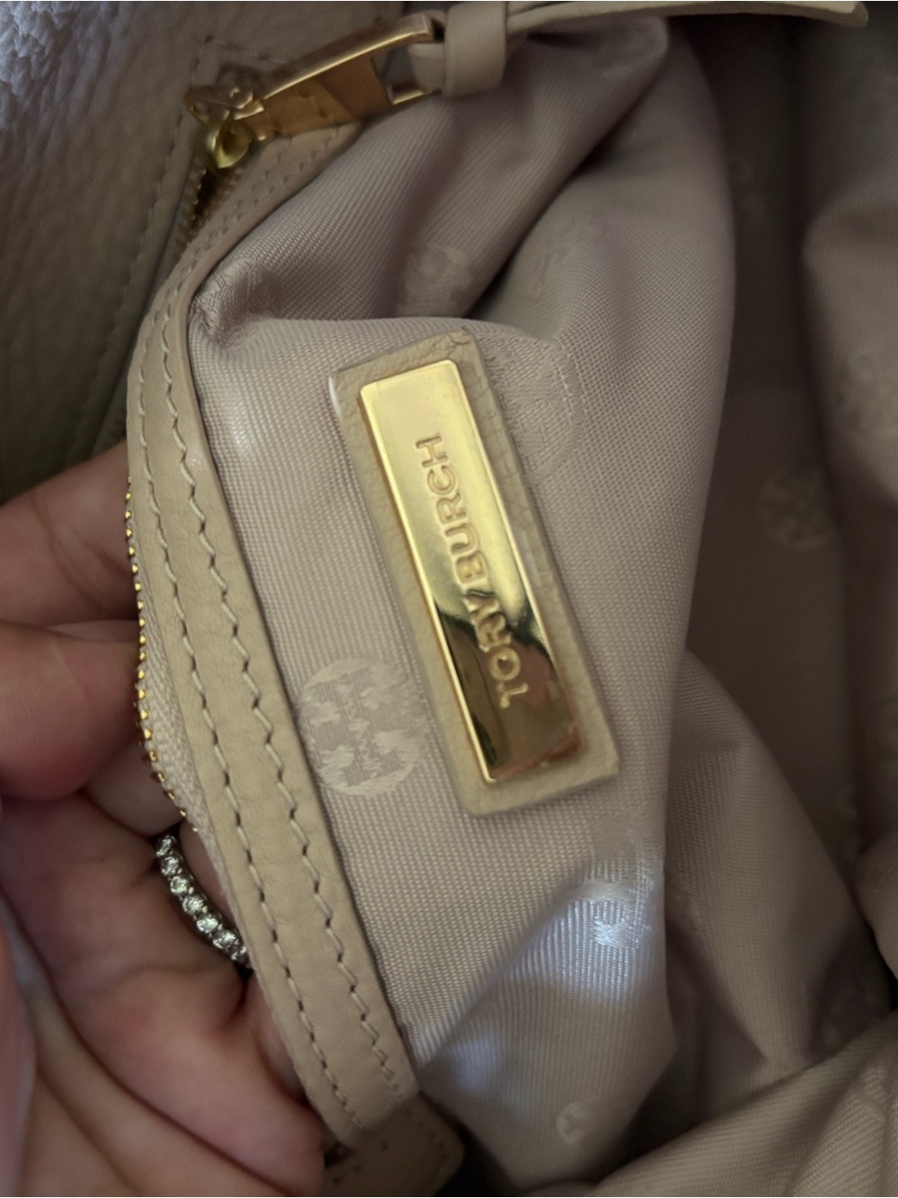 Tory Burch Pebbled Leather Shoulder Tote in Light Pink/Beige - Picture 3 of 5
